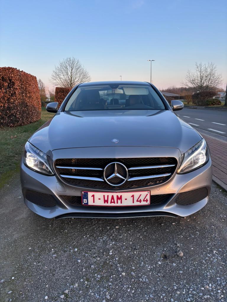 Mercedes classe c180 1.6 essence 2016, Auto's, Euro 6, Leder, Berline, 5 deurs