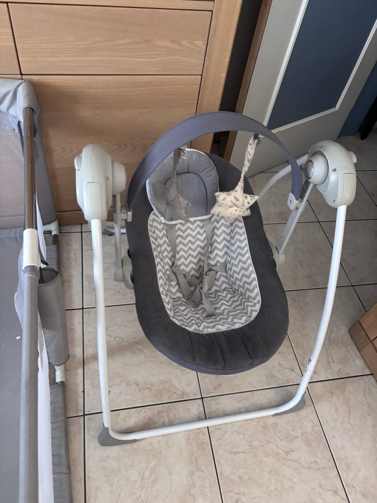 Kit complet pour bébé à vendre, Autres marques, Avec ceinture(s), Comme neuf, Enlèvement