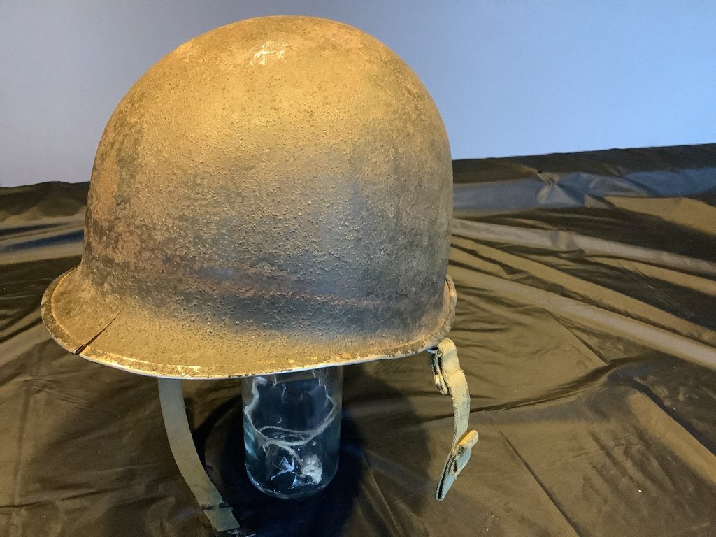 Casque US village terrain ww2 pates mobiles lot 207, Ophalen of Verzenden