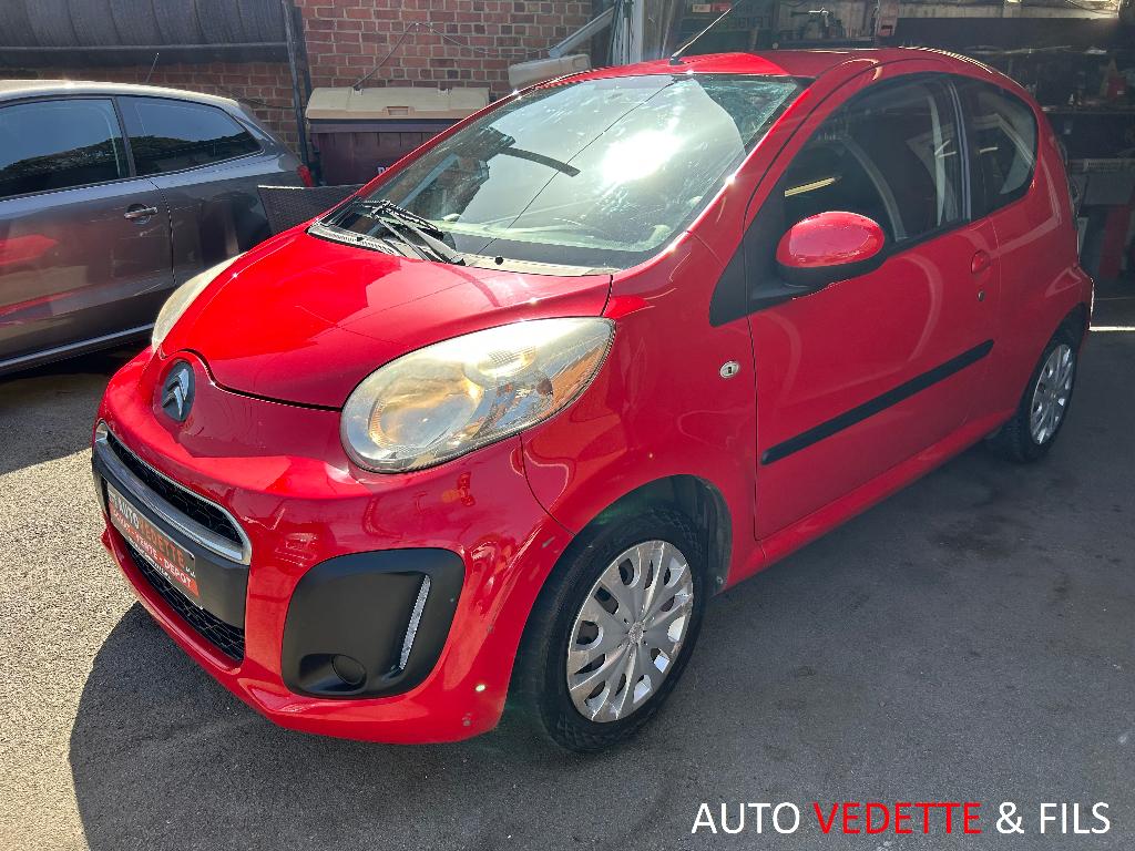 Citroen C1 1.0i Attraction EURO 5b 50(68)KW(HP) CT OK, Autos, Citroën, Rouge, Euro 5, Achat, 50 kW