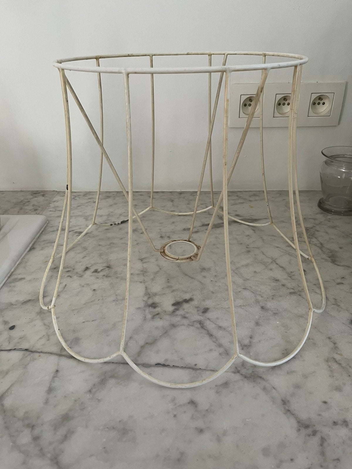 RETRO VINTAGE LAMPENKAP FRAME WIT DRAAD MODEL LAMP GRANNY, Huis en Inrichting, Lampen | Lampenkappen, Gebruikt, Tafellamp, Overige vormen
