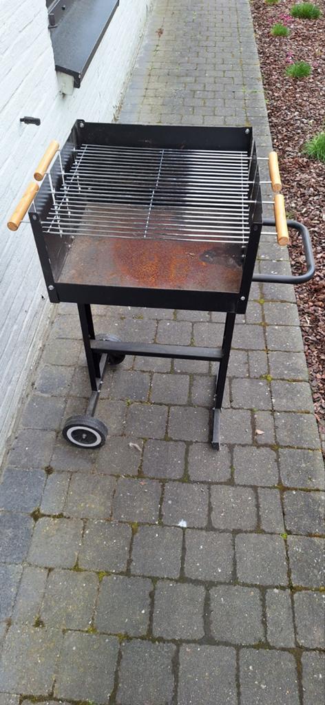 Houtskoolbarbecue, Tuin en Terras, Ophalen
