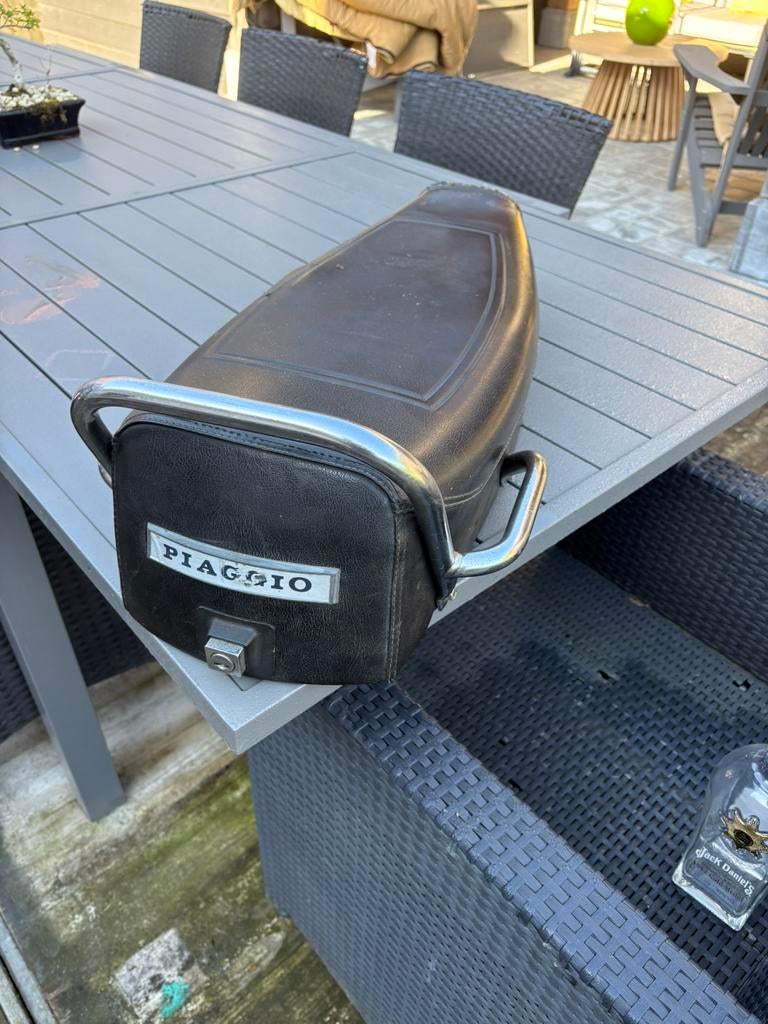 Vespa zadel, Fietsen en Brommers, Ophalen of Verzenden, Gebruikt, Zadel, Vespa