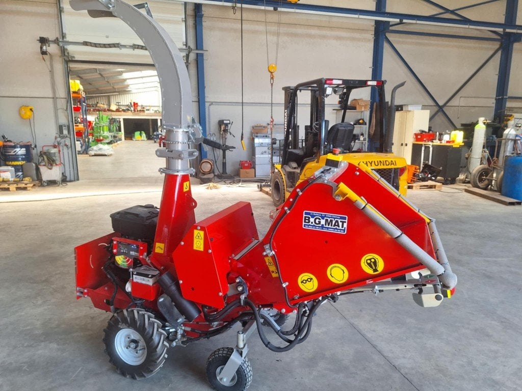 broyeur de branches TITAN SUPER HONDA, Enlèvement, Essence
