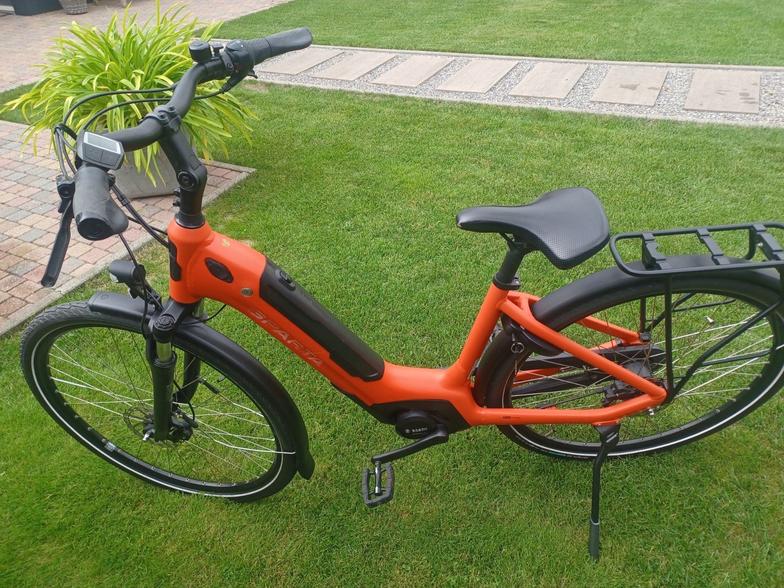 sparta C grid energy, Sparta, Moins de 47 cm, 50 km par batterie ou plus, Comme neuf