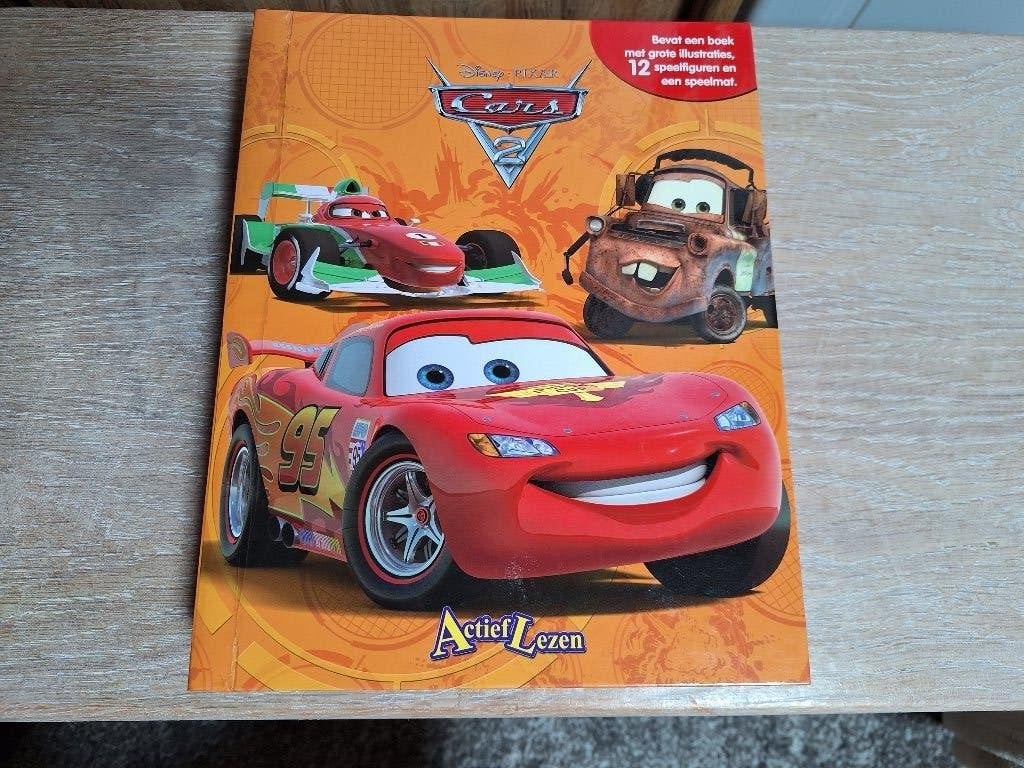 Cars boek met figuurtjes en speelmat, Ophalen of Verzenden, Zo goed als nieuw, Ontdekken
