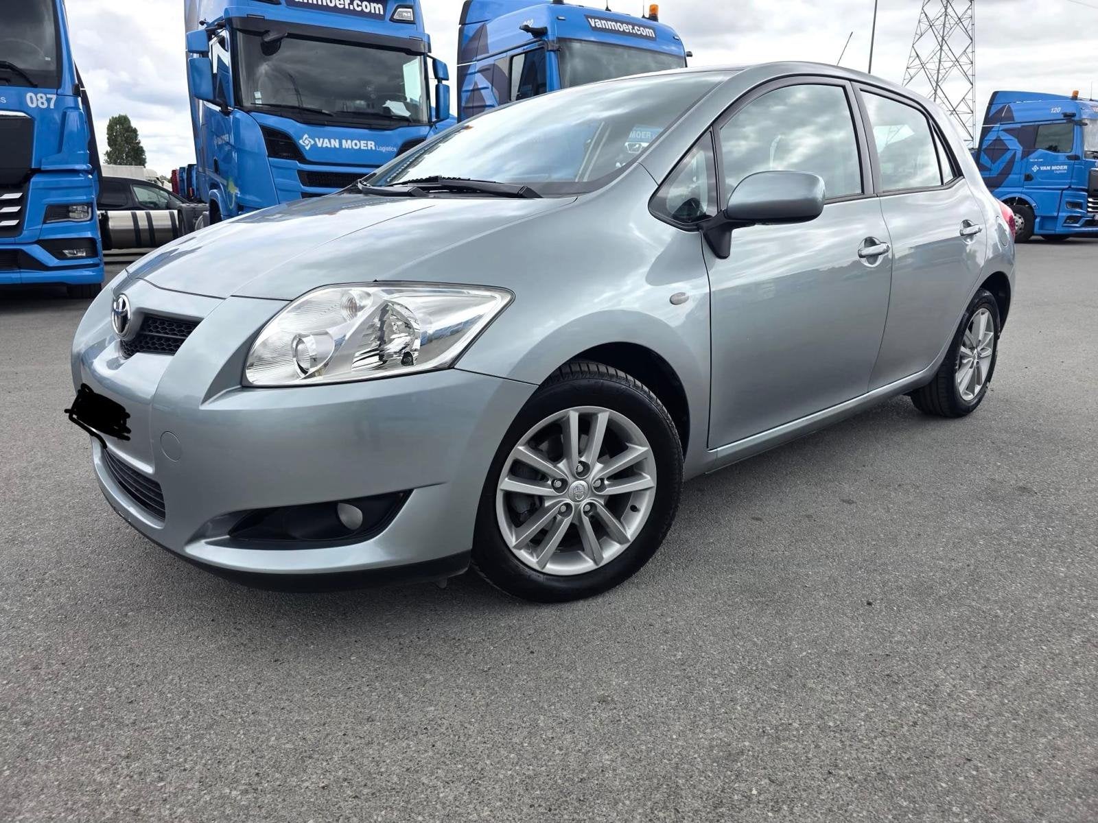Toyota Auris/2010/80000km, Stof, Bedrijf, Elektrische ramen, Zilver of Grijs