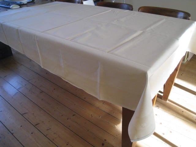 Tafelkleed, ecru, rechthoekig, 134x192cm, in perfekte staat!, Huis en Inrichting, Keuken | Textiel, Ophalen