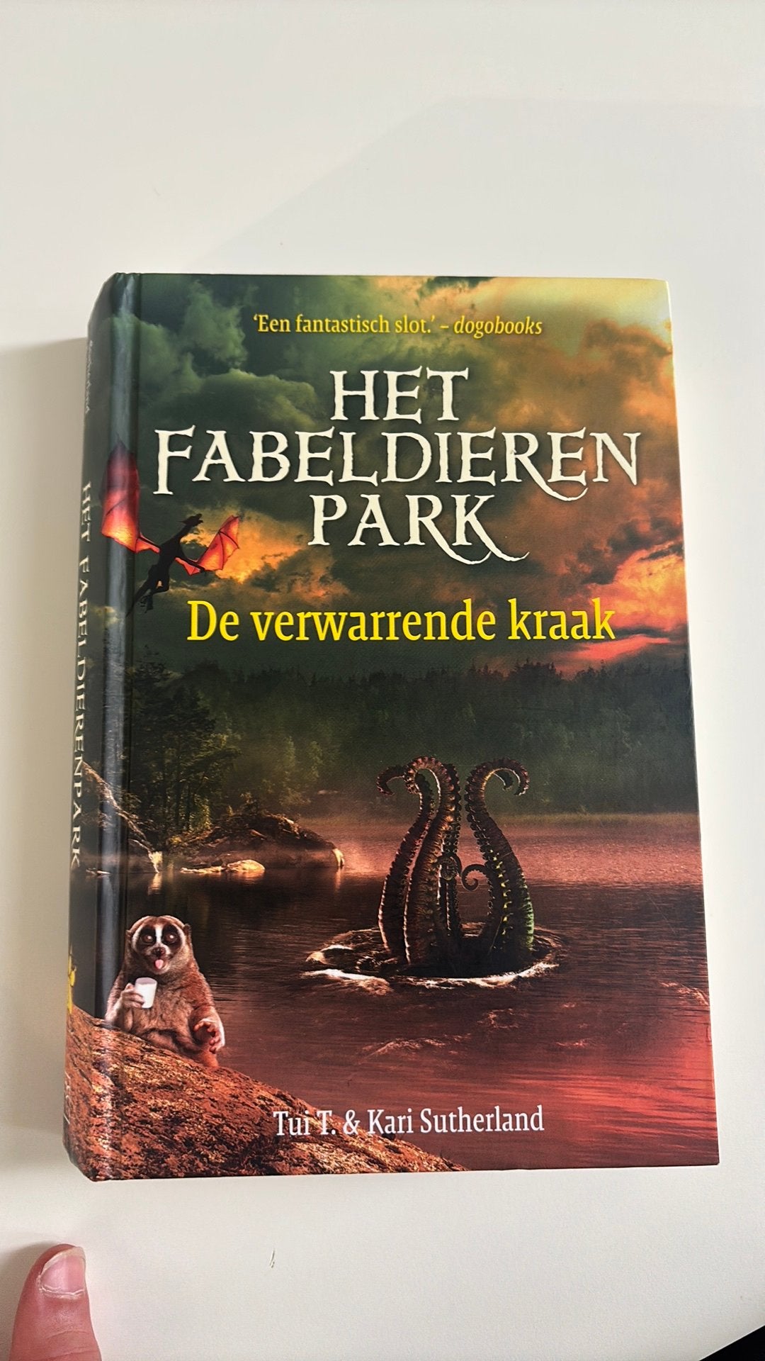 Het fabeldieren park 3 “De verwarrende kraak”, Livres, Fantastique, Enlèvement, Comme neuf