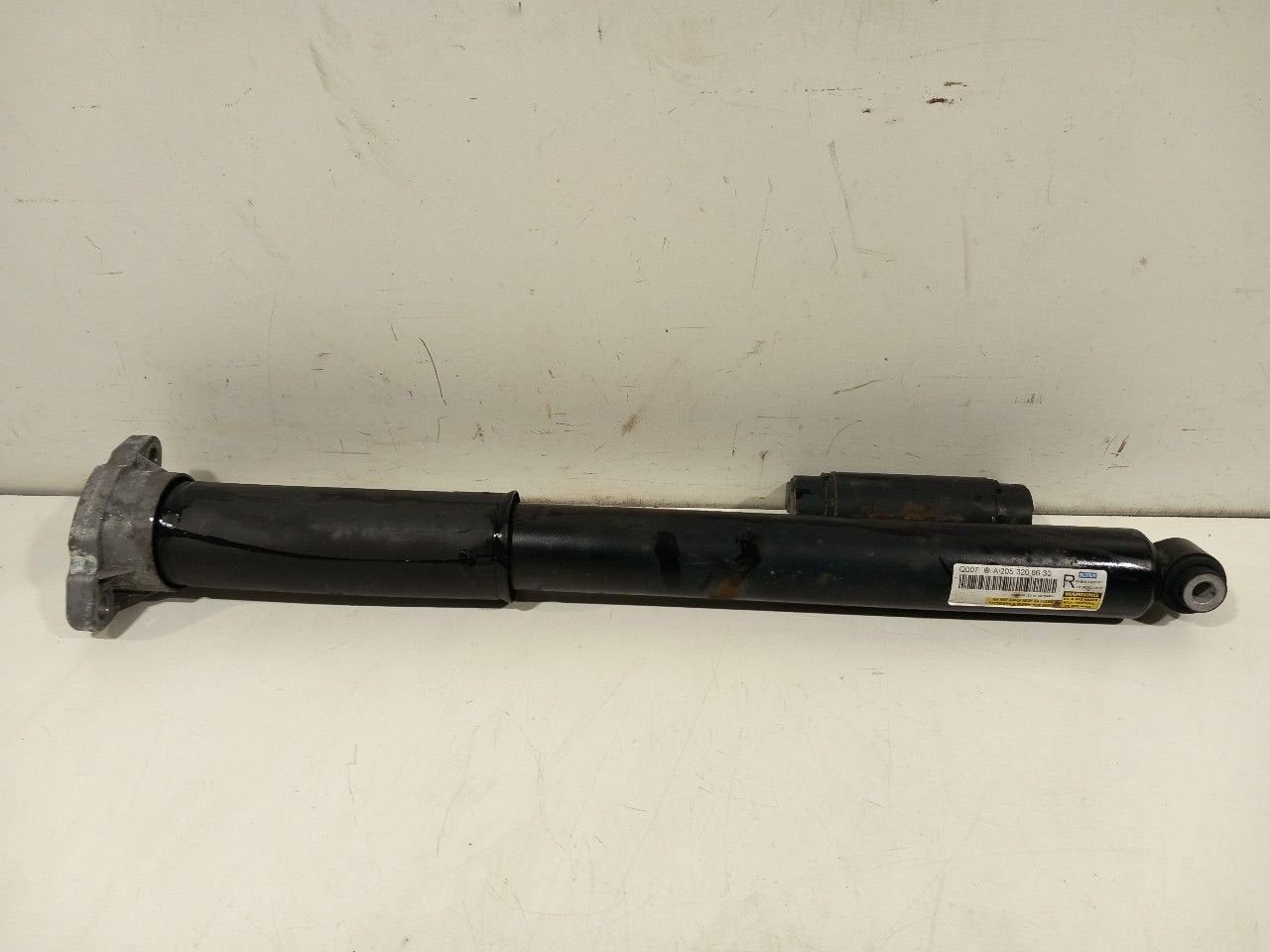 Schokbreker rechts achter Mercedes-Benz C-Klasse, Onderdelen@venauto.nl, Van der Ven Autorecycling B.V., Ettenseweg 76, 4706 PB Roosendaal, The Netherlands