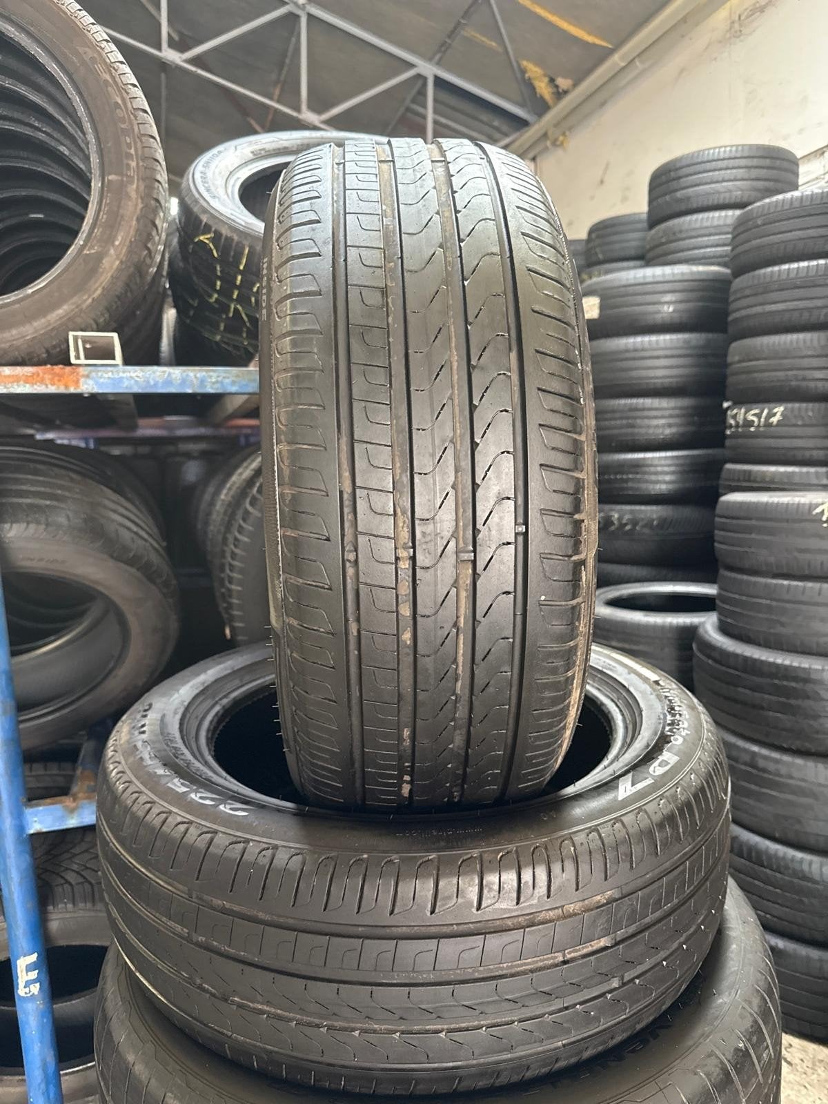 225 55 18 pirelli avec montage et équilibrage, Enlèvement