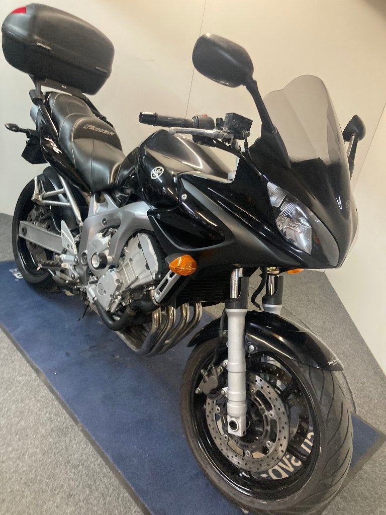 Yamaha FZ 6 Fazer MY'06 réf. LS 3384, Motos, Tourisme, Entreprise, Occasion, Plus de 35 kW