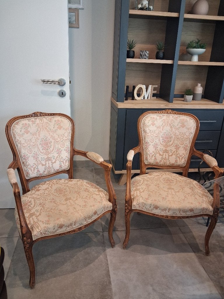 Fauteuils cabriolets à accoudoirs, de style Louis XV, Enlèvement