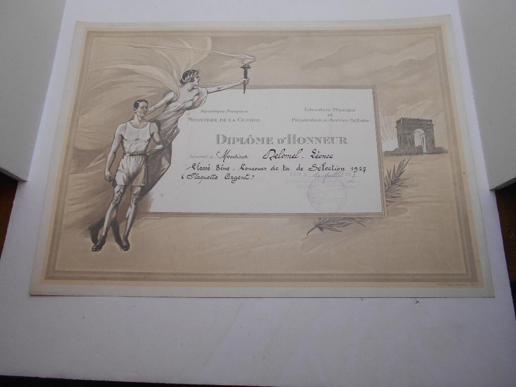 Diplome d'honneur Tir Ministere de la guerre Lille 1927, Verzamelen, Militaria | Algemeen, Ophalen of Verzenden, Landmacht