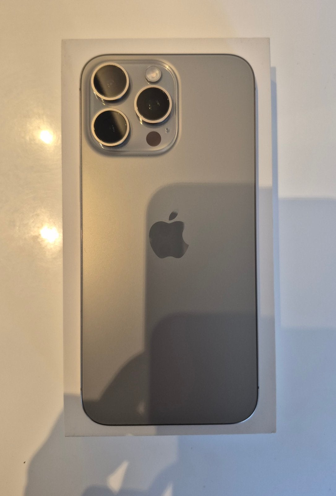 Iphone 15 Pro Max, Natural Titanium, 256 Gb, Télécoms, Téléphonie mobile | Apple iPhone, Enlèvement ou Envoi, Utilisé, 256 GB