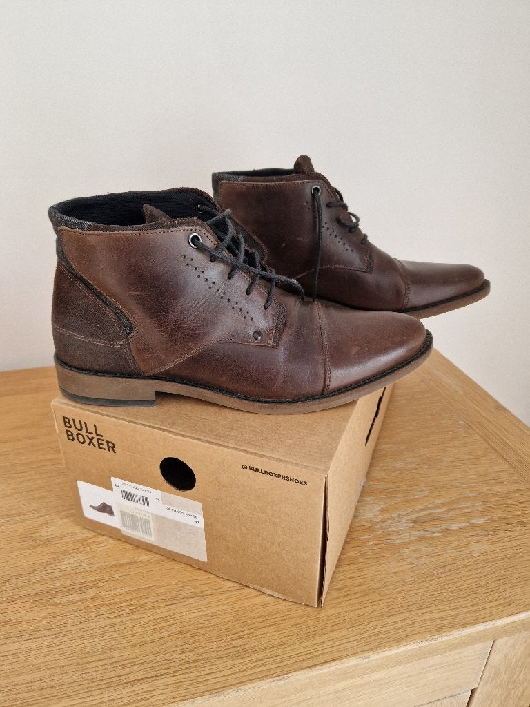 Chaussures Bull Boxer neuves 42, Neuf, Enlèvement ou Envoi, Brun, Autres types