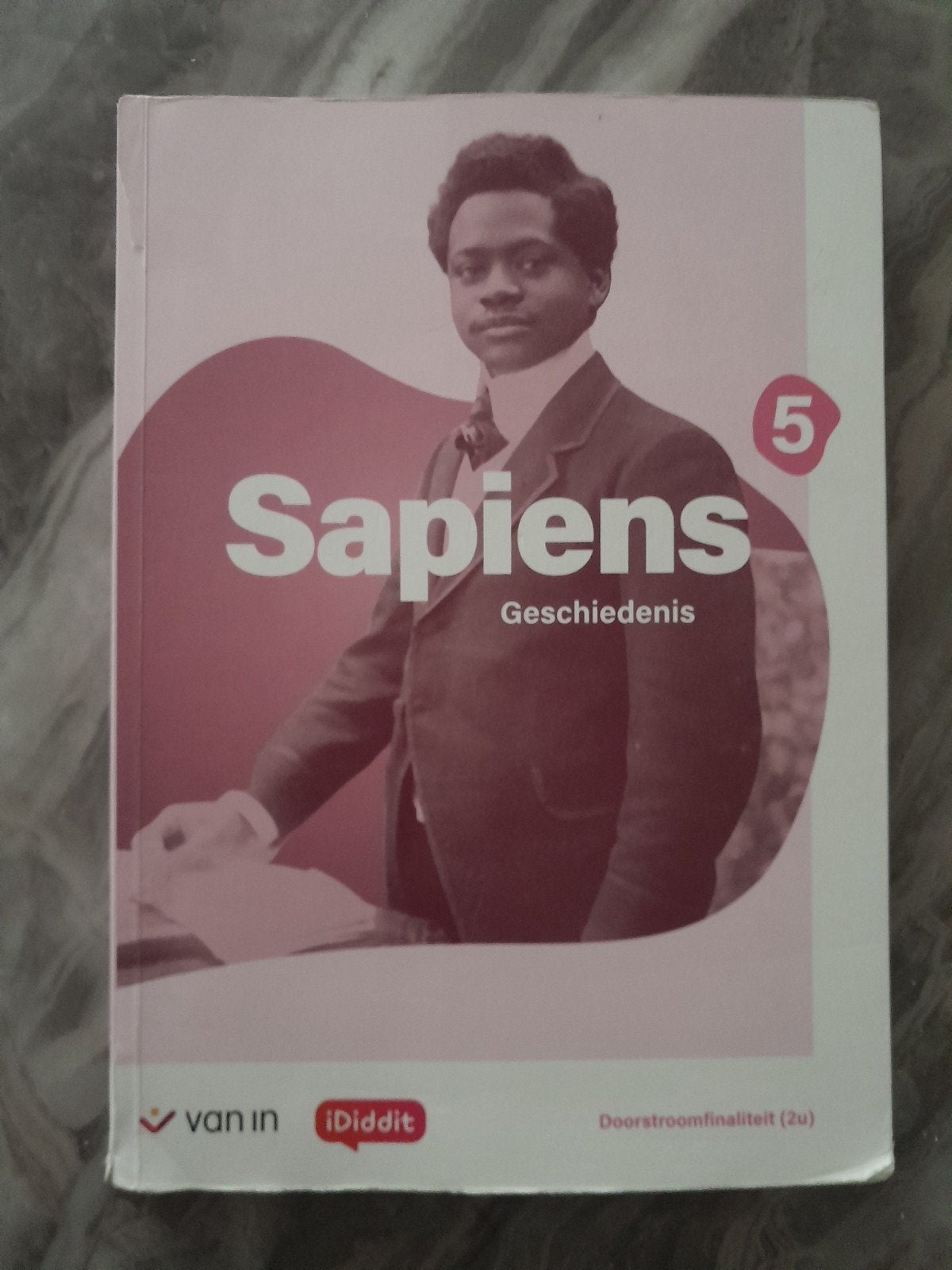 Sapiens 5, Boeken, Ophalen of Verzenden, Gelezen