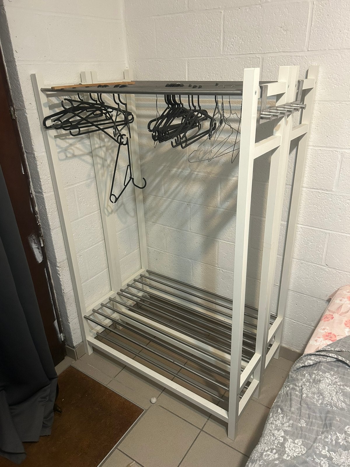 Portes tringles et amoire de rangement vêtements, Enlèvement, Comme neuf