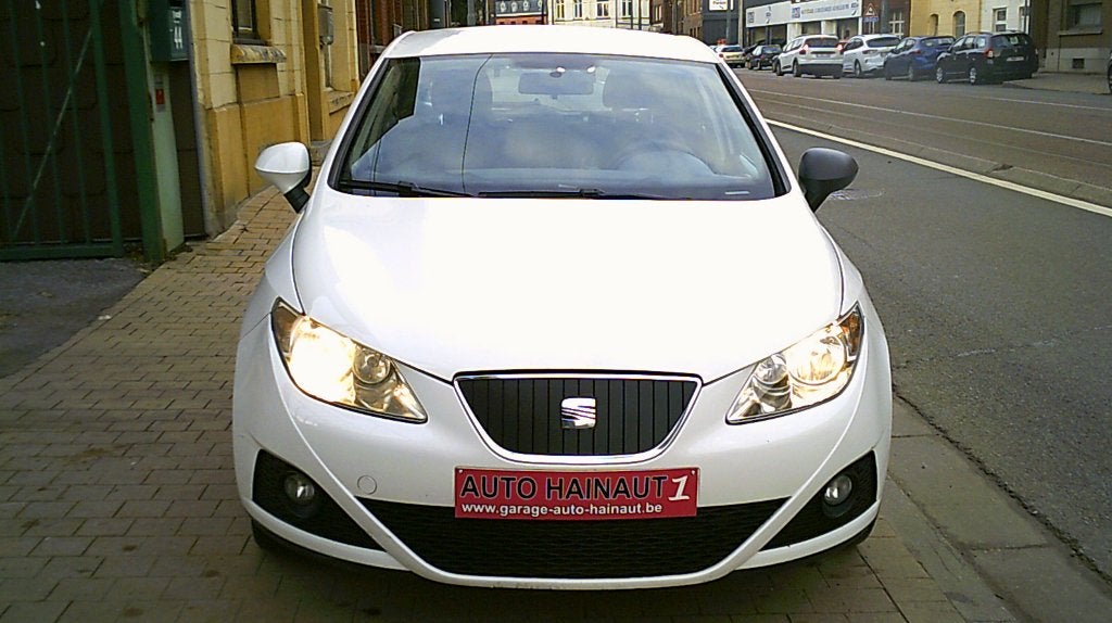 SEAT IBIZA 1200CC DIESEL 2011 TRES PROPRE, Auto's, Seat, Stof, Zwart, 5 deurs, 1200 cc