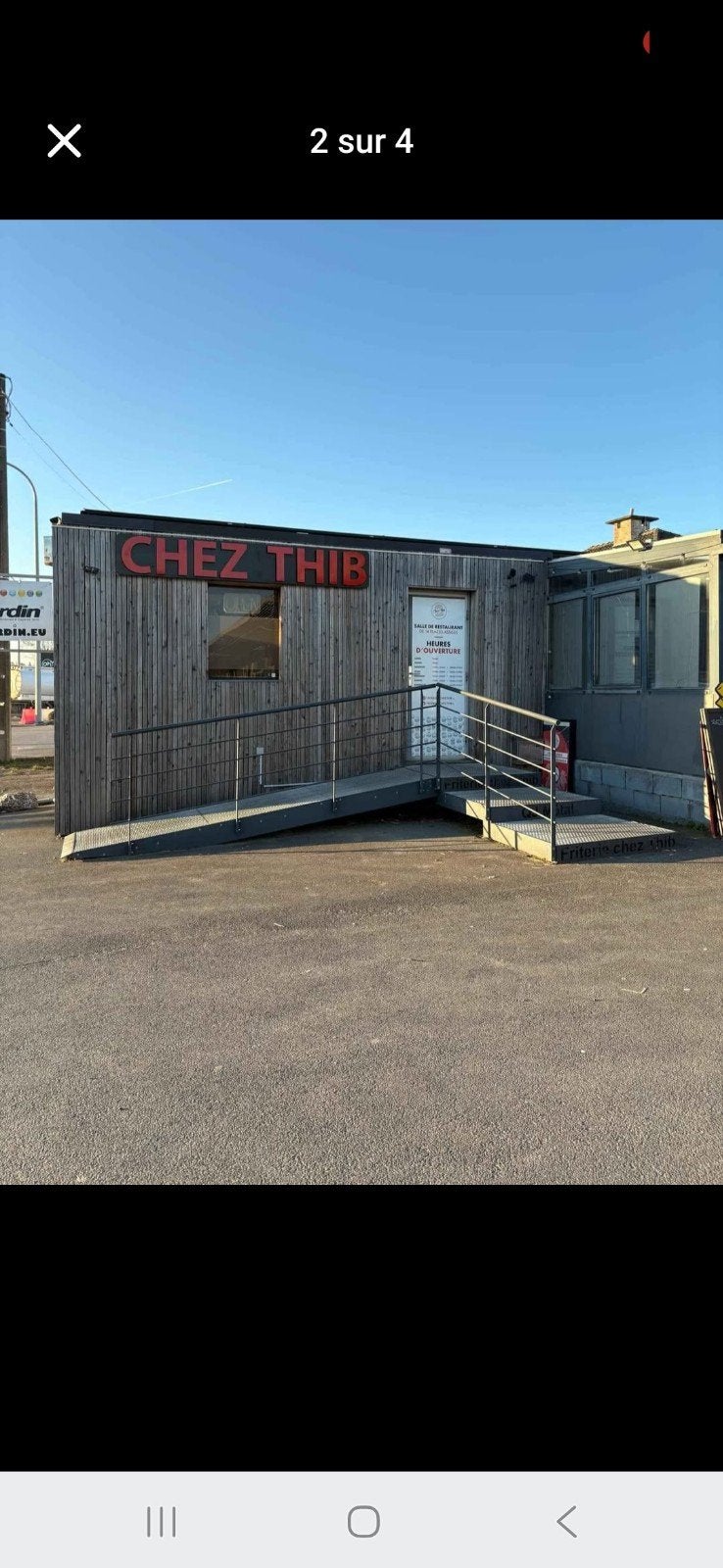 Container friterie a déplacer, Bois