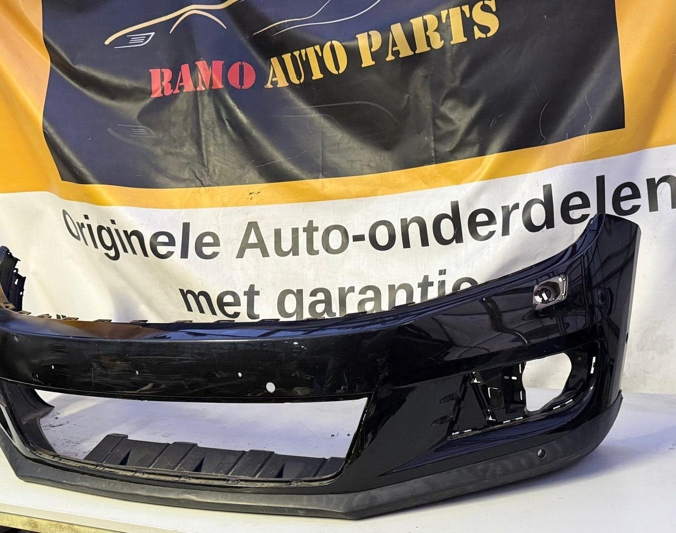 TIGUAN LIFT 11-16 VOORBUMPER ORIGINEEL 5N0807221K, Auto-onderdelen, Gebruikt, -, -, Ophalen of Verzenden