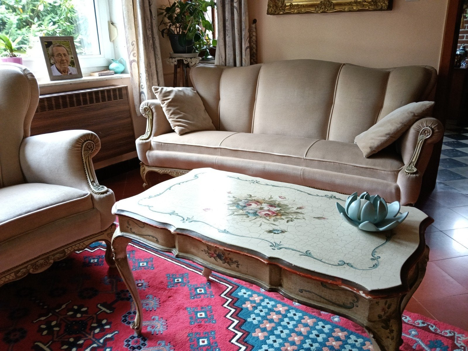 Salon , met 3 zetels Louis XV,, Enlèvement