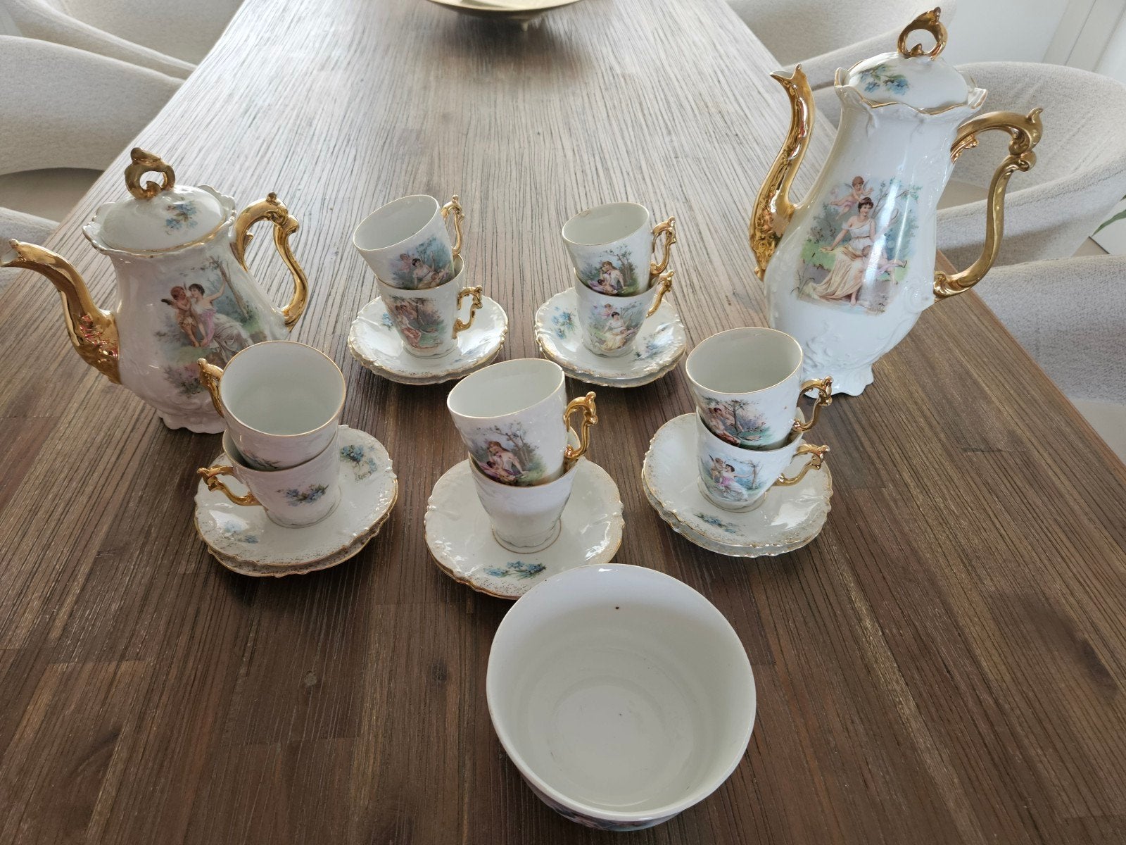 Prachtig vintage porseleinen koffieservies, Antiek en Kunst, Ophalen