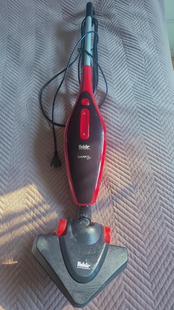 Aspirateur manche, Enlèvement
