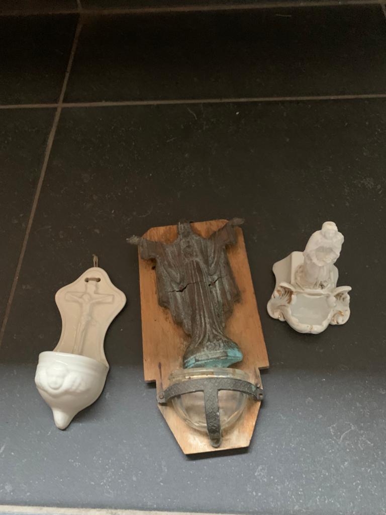 4 oude retro religieuze wijwatervaten, Ophalen of Verzenden, Zo goed als nieuw