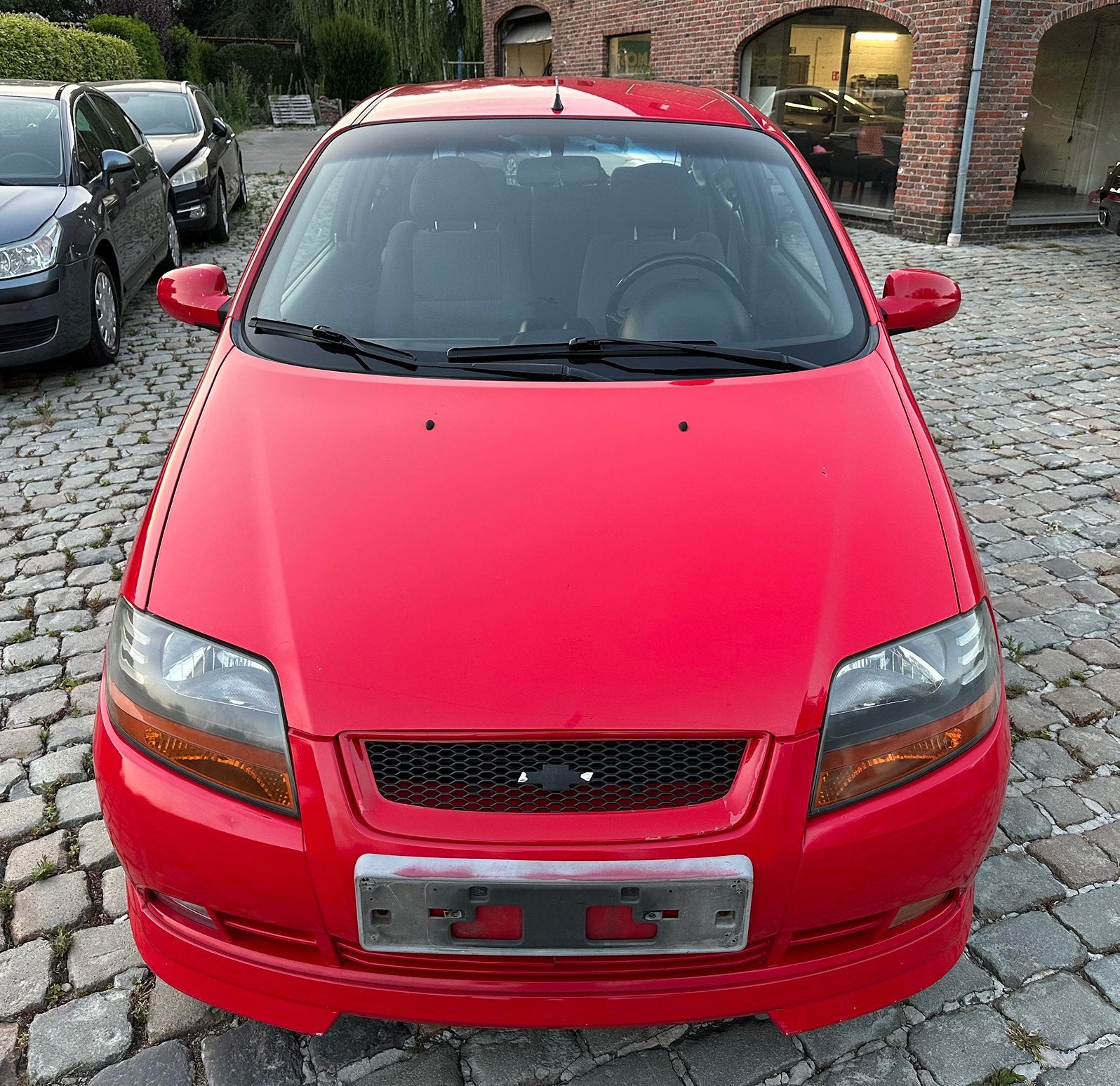 Chevrolet kalos sport uitvoering/benzine/airco/trekhaak, Autos, Rouge, https://public.car-pass.be/vhr/0d72fd40-d85e-4b21-91fc-421e2f665c6e
