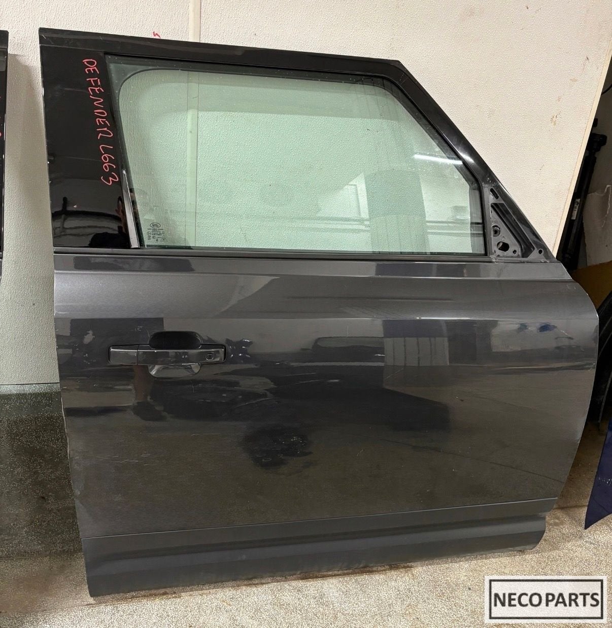 LAND ROVER DEFENDER L663 PORTIER DEUR RECHTS ALLES LEVERBAAR, Auto-onderdelen, -, Ophalen of Verzenden, Achter, -