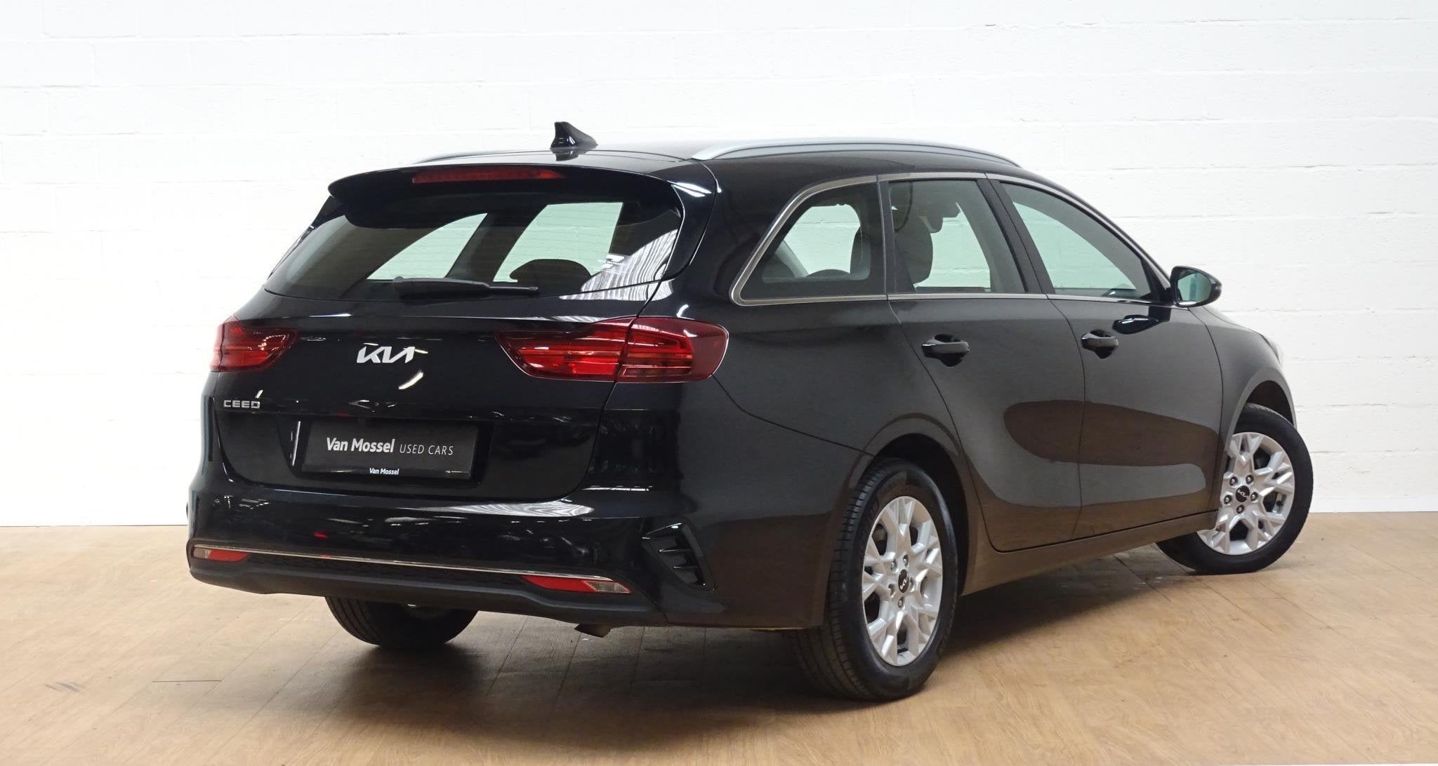 Kia Ceed Sportswagon Pulse 1.0 T-GDi 100 MHEV DCT ISG - Acti, Stof, Zwart, 1409 kg, Bedrijf