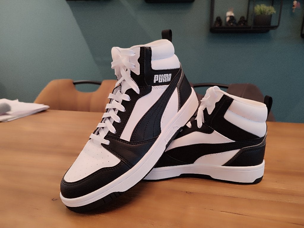 Puma Rebound V6 Mid sneakers - Maat 39, Enlèvement ou Envoi, Comme neuf, Puma