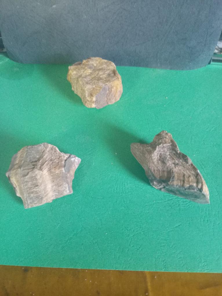 Tijgeroog, Verzenden, Mineraal