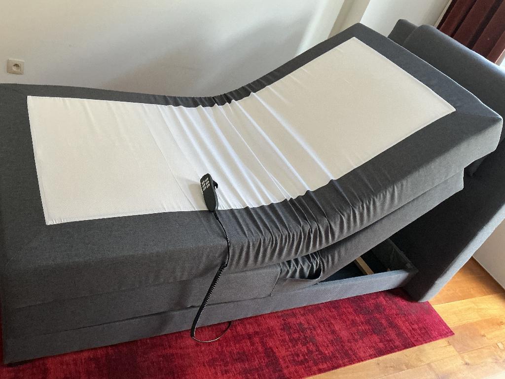 Verzorgingsbed bed boxspring, Diversen, Verpleegmiddelen, Zo goed als nieuw, Ophalen