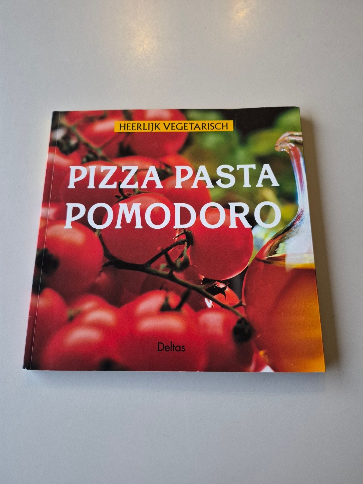 Kookboek: Pizza Pasta Pomodoro (Heerlijk Vegetarisch), Boeken, Overige typen, Ophalen of Verzenden, Zo goed als nieuw, Johanna Handschmann