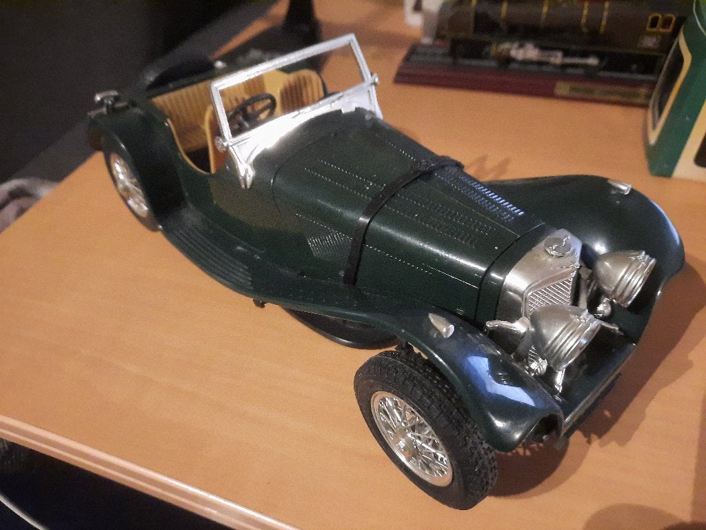Jaguar SS 100 schaal 1:18, Enlèvement, Comme neuf, Voiture, Burago
