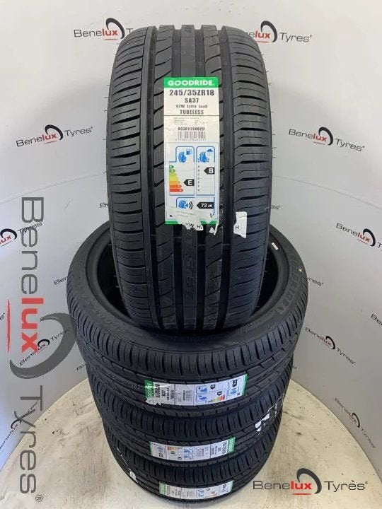 NIEUW 245/35ZR18 245/35R18 245/35/18 245/35 ZR18 R18 2453518, Autos : Pièces & Accessoires, Neuf, 245 mm, -, Véhicule de tourisme