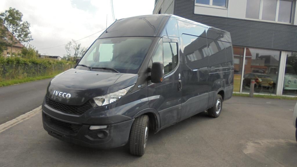 IVECO DAILY L3H2 - 160 ^PK - AIRCO - TREKHAAK, Autos, Achat, 110 kW, Entreprise, Boîte manuelle