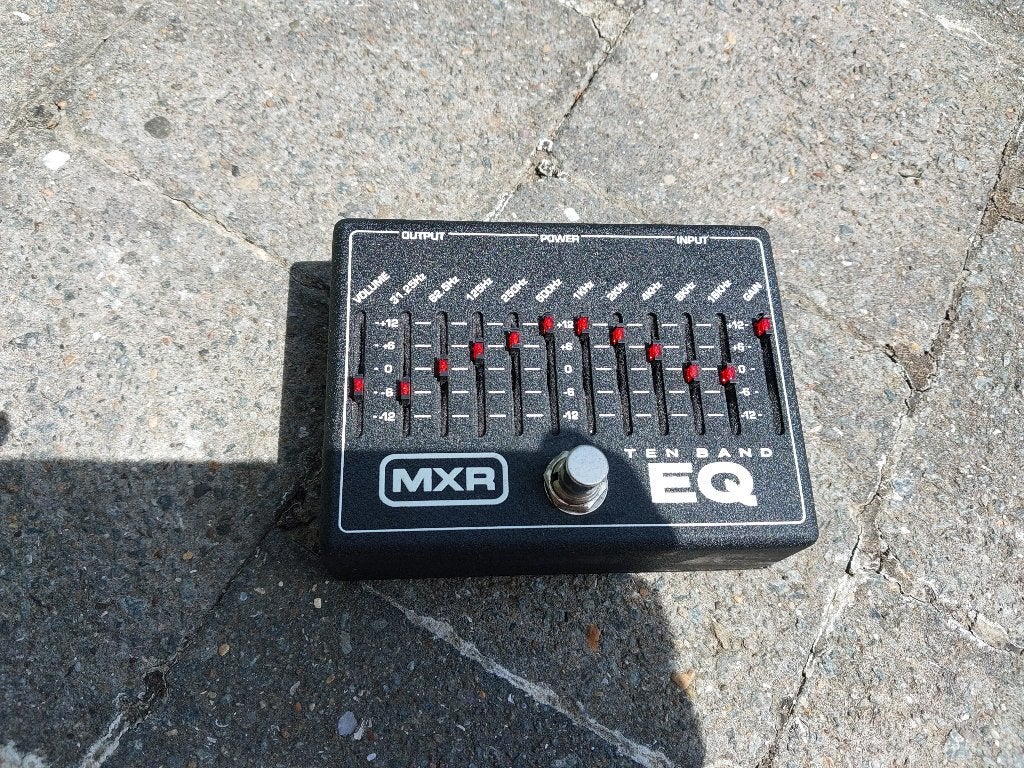MXR M108 pédale EQ 10 bandes pour guitare, Enlèvement ou Envoi, Comme neuf, Equalizer ou Égaliseur