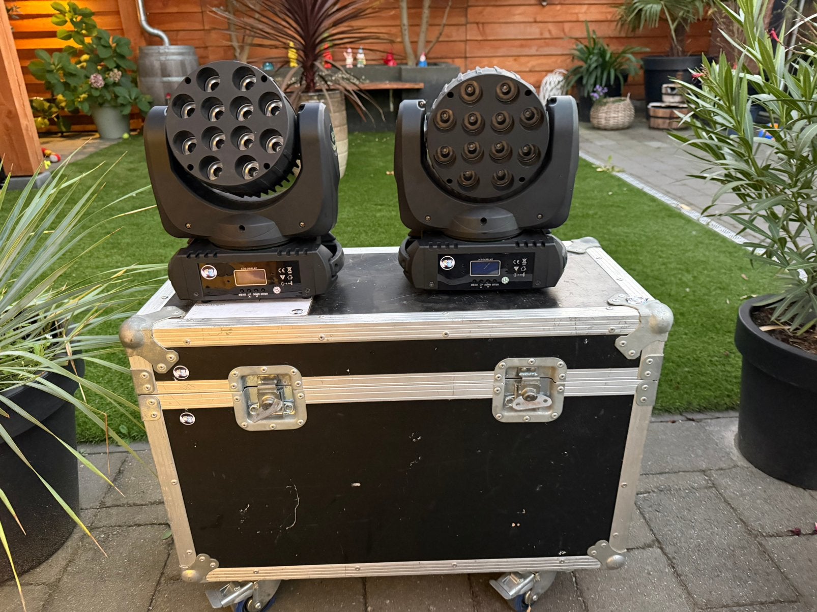 2x Moving Head LED Wash met Flightcase, Ophalen, Zo goed als nieuw