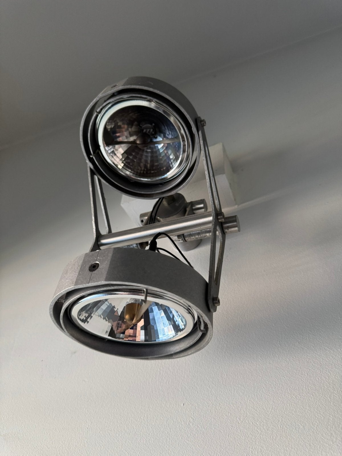 Iconische Modular Nomad design spot, Huis en Inrichting, Ophalen, Zo goed als nieuw