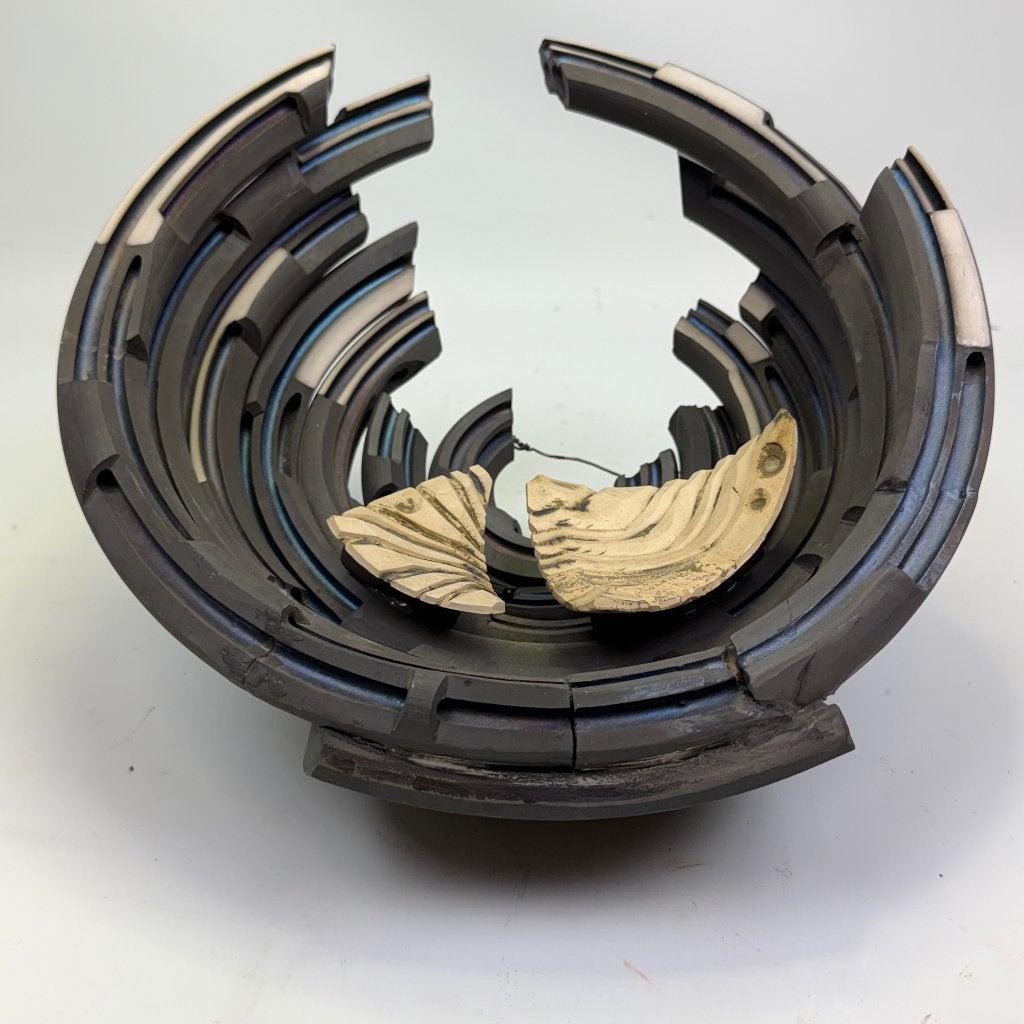 Modern keramisch sculptuur, Wandsculptuur, Gebruikt, 31 cm, Steen/keramiek