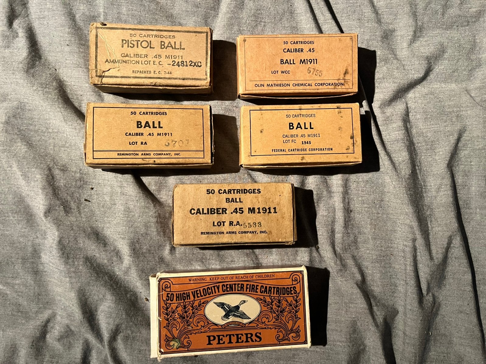 5 boîtes de munitions .45 vides, Collections, Objets militaires | Seconde Guerre mondiale, Envoi, Armée de terre, Autres types