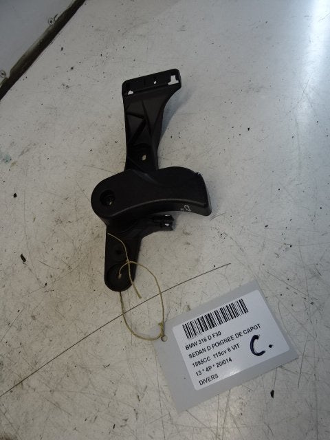 DIVERS DIVERS BMW 3 serie (F30) (01-2011/10-2018), Utilisé, BMW, Petuelring 130
80809  München, DE, Bayerische Motoren Werke AG