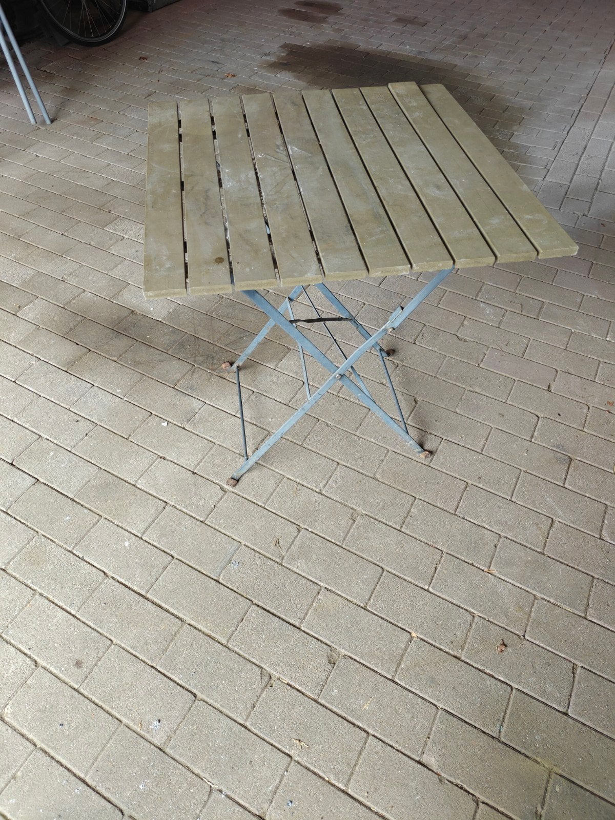 verschillende tuinspullen te koop, Ophalen