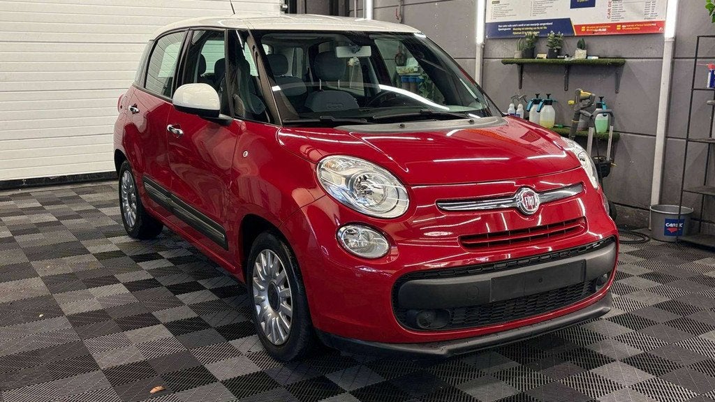 Fiat 500L 1.3d BJ. 2017 139.277km GEKEURD Euro 6, Autos, Fiat, Rouge, Achat, Entreprise, Noir
