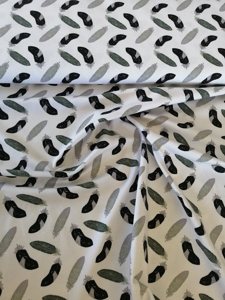Outlet : Jersey stof Stenzo met veren zwart/wit, Hobby & Loisirs créatifs, Tissus & Chiffons, Neuf, 200 cm ou plus, Coton, 120 cm ou plus
