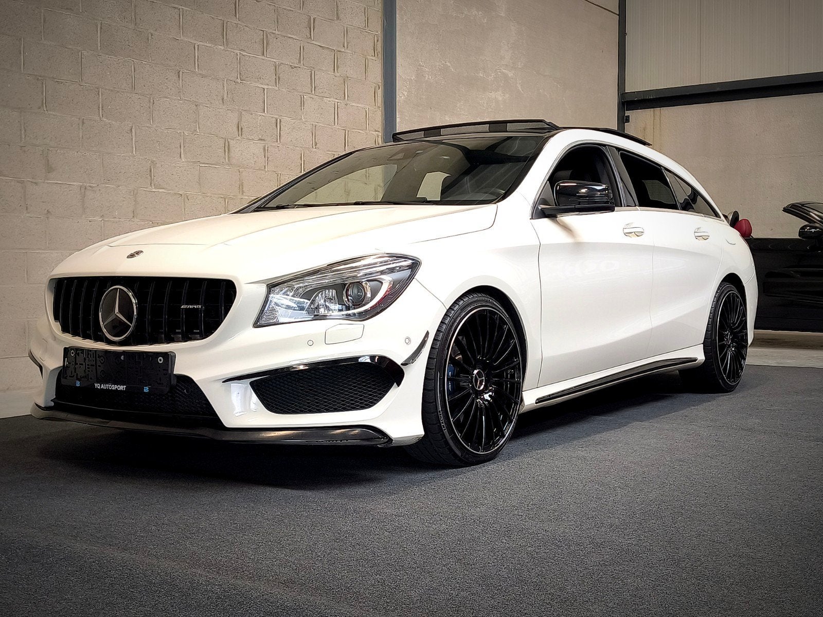 Mercedes cla250 AMG shooting break keyless camera alcantara, Auto's, Automaat, CLA, Alcantara, Wit