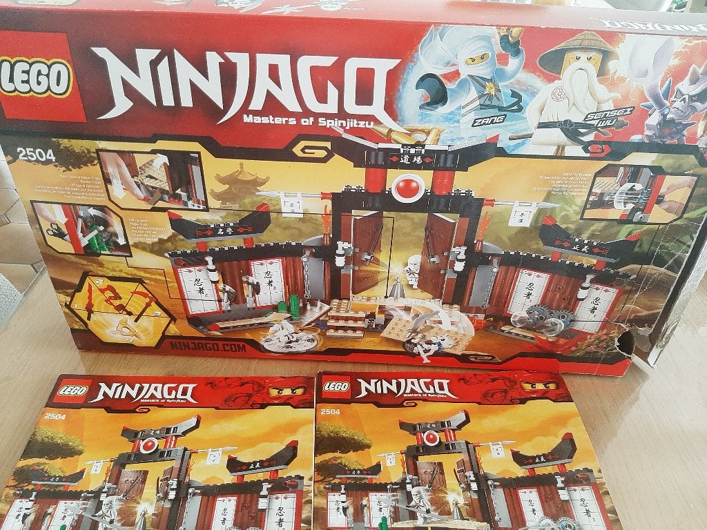 Lego Ninjago set 2504 Spinjitzu Dojo + doos, Lego, Ophalen of Verzenden, Zo goed als nieuw, Compleet